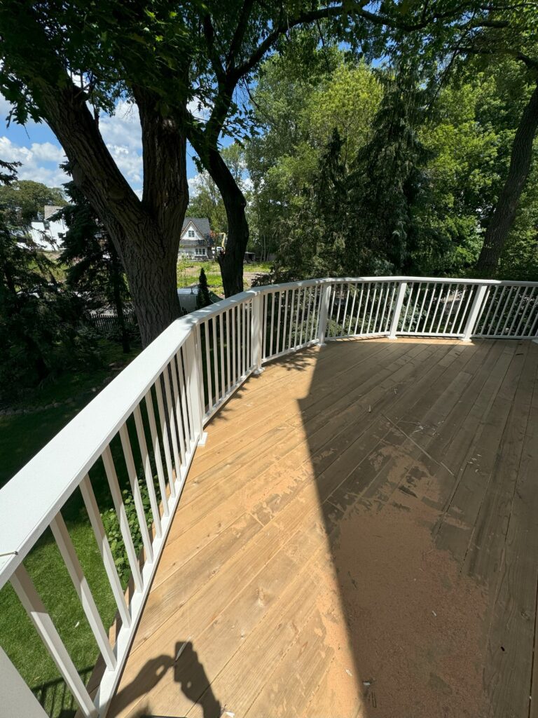 Brewer Built LLC - Deck Builders Minnetonka