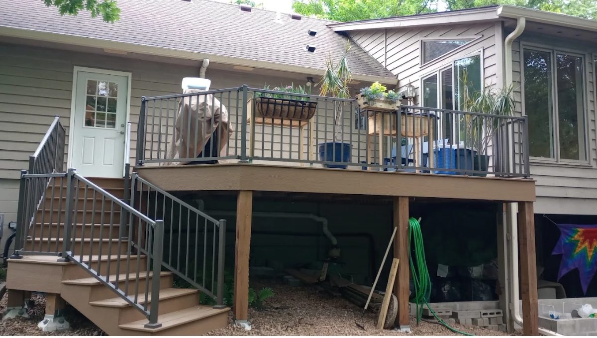 Brewer Built LLC Decks Minnetonka